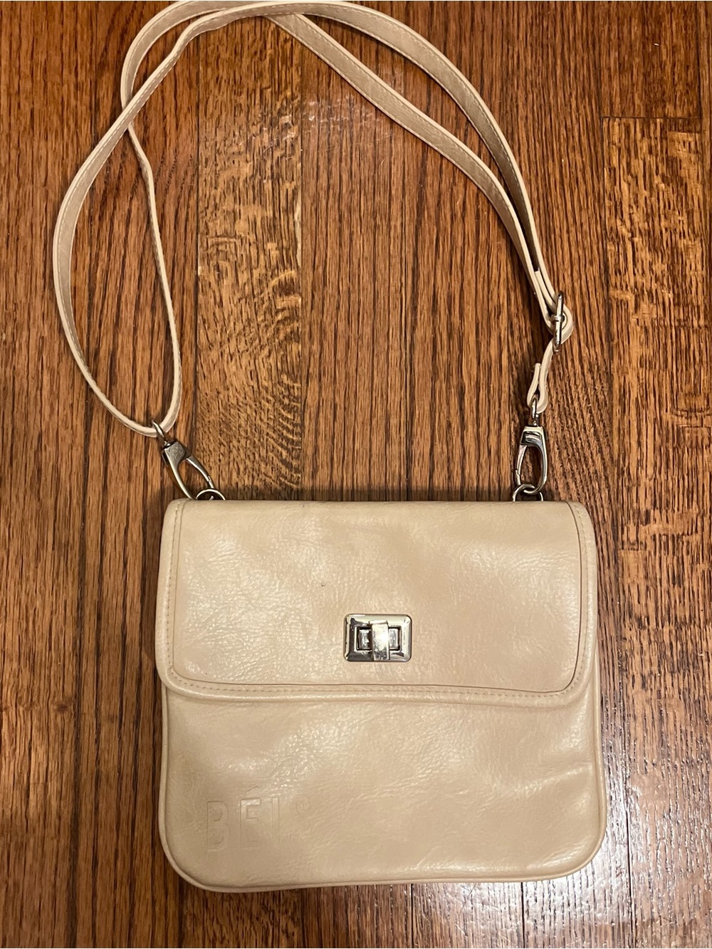 Béis Faux Leather Beige Crossbody Bag – Classic Everyday Shoulder Purse Tan
